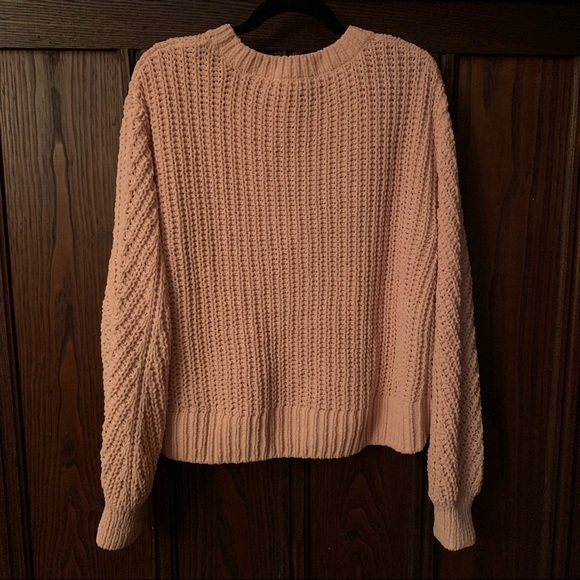 H&M pink Chenille knit sweater - Picture 2 of 9
